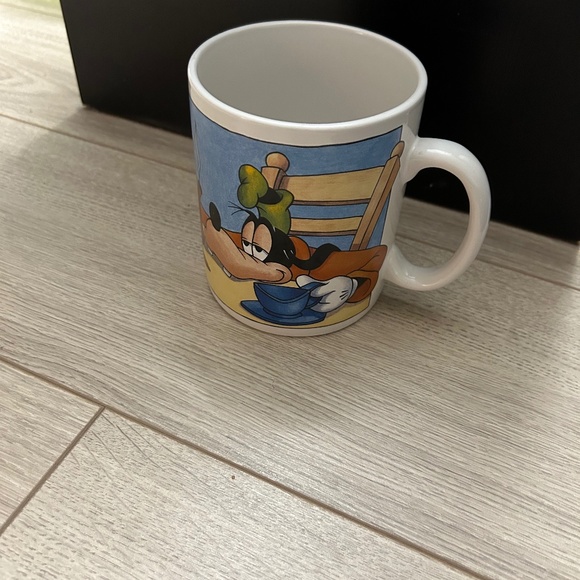Large Disney “Goofy” Mug.  Very Good Condition. No chips or cracks.  Clean - Picture 1 of 5